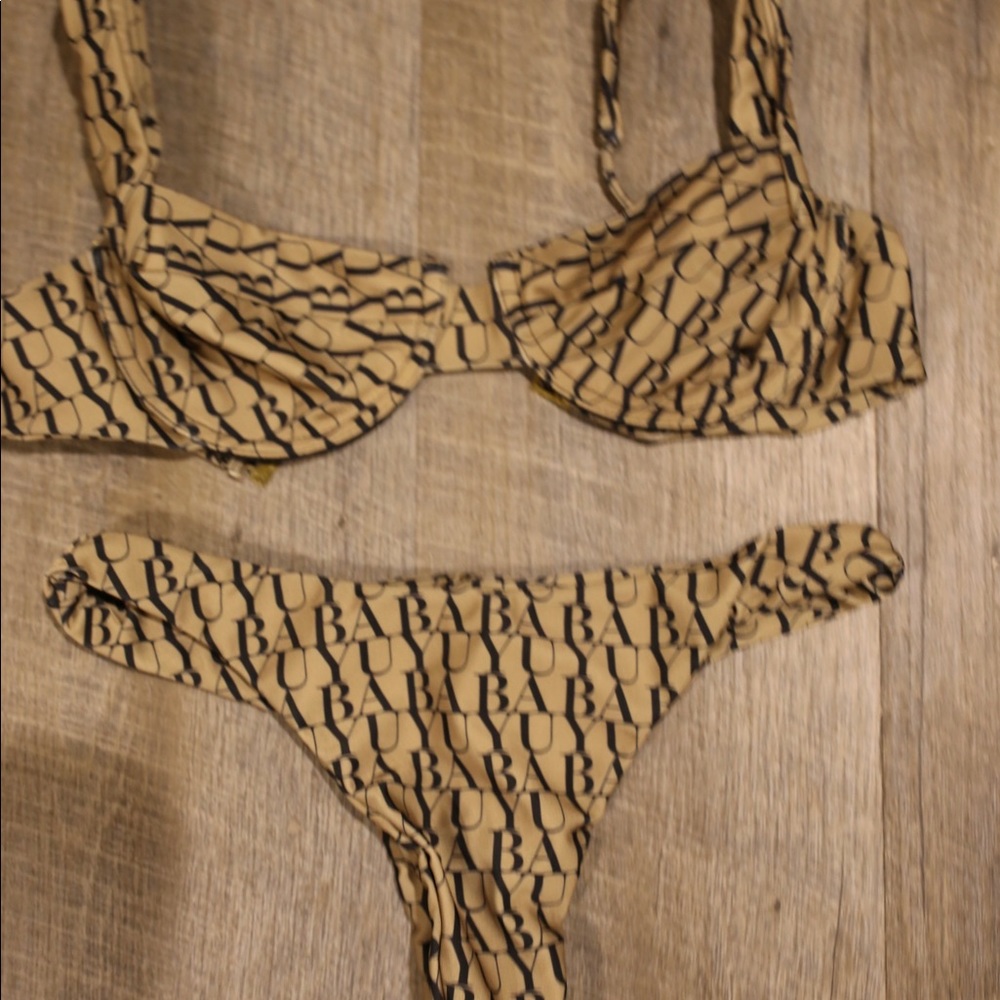 Bayu the Label Set - Picture 2 of 2